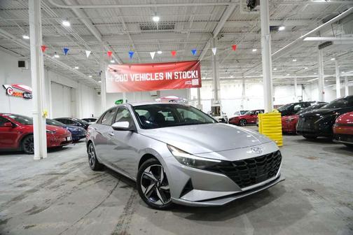 2023 Hyundai ELANTRA SEL