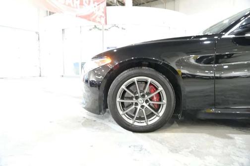 2019 Alfa Romeo Giulia Base