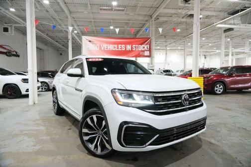 Oryx White Pearl 2022 Volkswagen Atlas Cross Sport 3.6L V6 SEL Premium R-Line