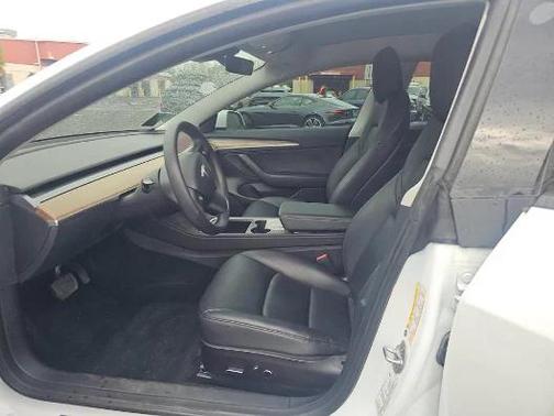 2023 Tesla Model 3 Standard Range