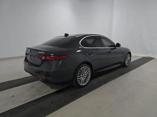 2019 Alfa Romeo Giulia Ti Lusso