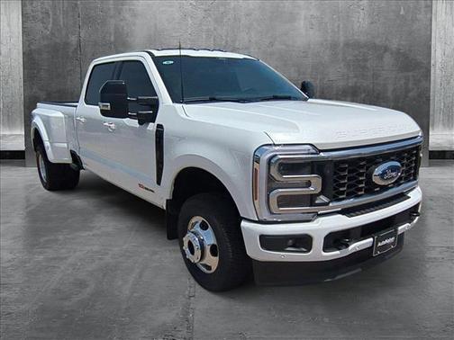 2025 Ford F-350 Platinum