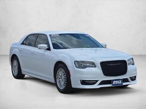 Bright White Clearcoat 2022 Chrysler 300 Touring