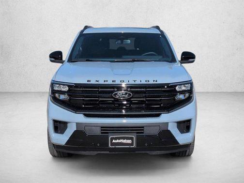 Glacier Gray Metallic Tri-Coat 2026 Ford Expedition Platinum