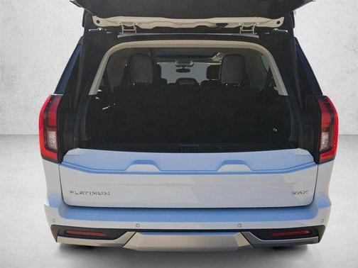 Oxford White 2025 Ford Expedition Max Platinum