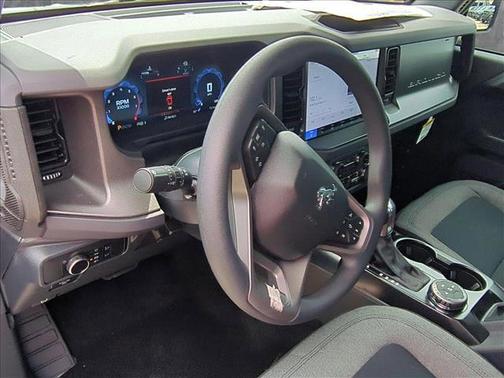 2025 Ford Bronco Base 4 Door 4x4