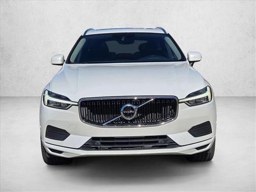 2018 Volvo XC60 T5 Momentum