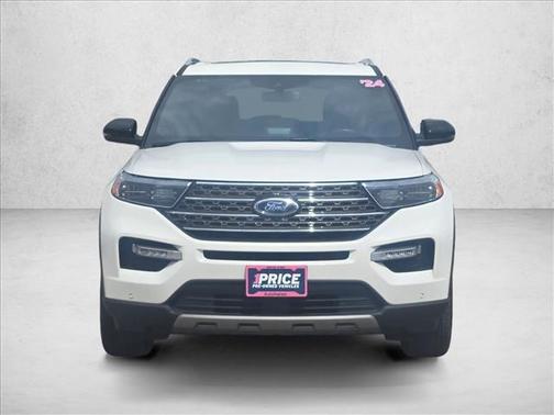 Star White Metallic Tri-Coat 2024 Ford Explorer King Ranch