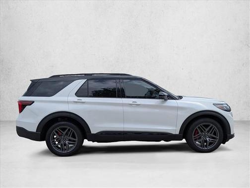 Star White Metallic Tri-Coat 2025 Ford Explorer ST