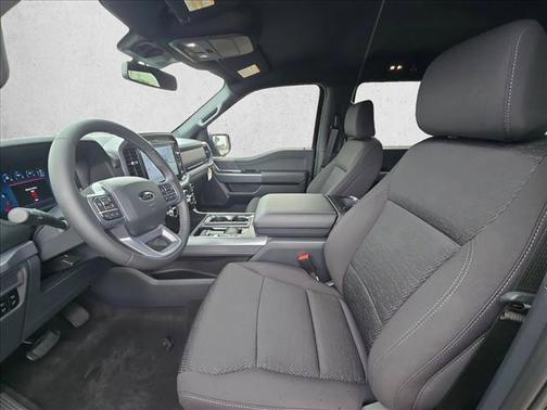 Agate Black Metallic 2026 Ford F-150 XLT