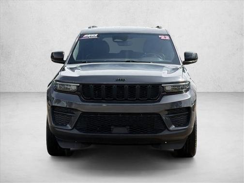 Baltic Gray Metallic Clearcoat 2022 Jeep Grand Cherokee Altitude