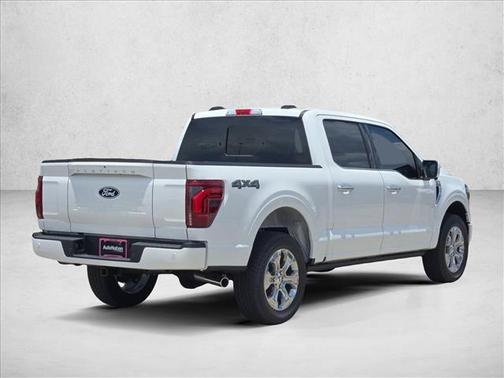 Star White Metallic Tri-Coat 2026 Ford F-150 Platinum