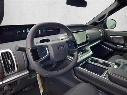 Agate Black Metallic 2026 Ford Expedition Tremor