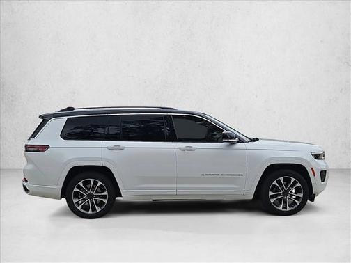 Bright White Clearcoat 2023 Jeep Grand Cherokee L Overland