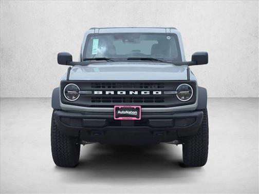 Avalanche Gray 2026 Ford Bronco Base 2 Door 4x4