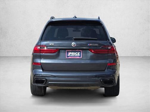 Arctic Grey Metallic 2022 BMW X7 M50i