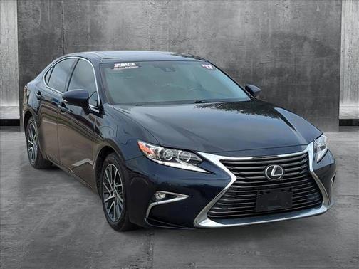 2017 Lexus ES 350 Base