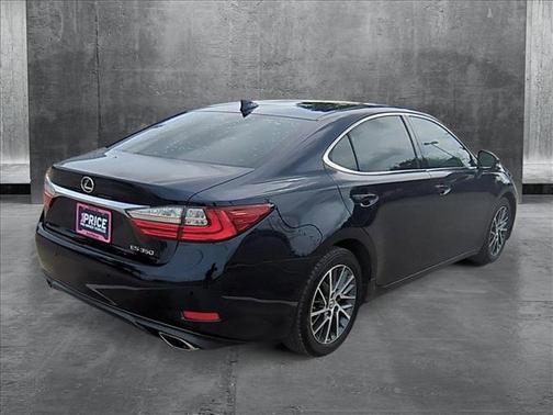 2017 Lexus ES 350 Base