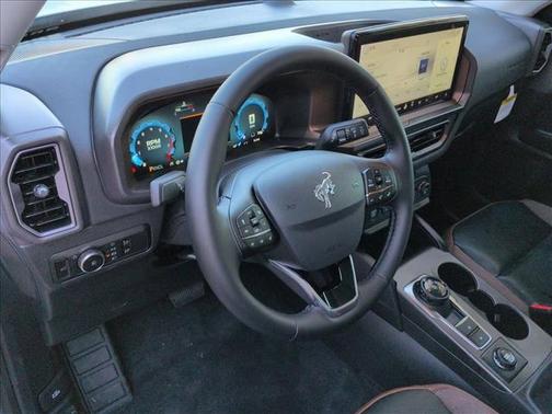 Oxford White 2025 Ford Bronco Sport Outer Banks
