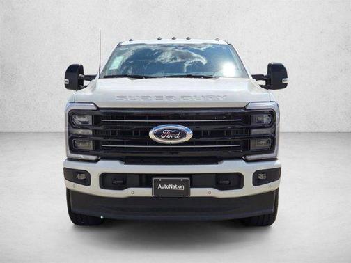 Star White Metallic Tri-Coat 2026 Ford F-350 Platinum