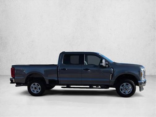 2025 Ford F-250 XLT