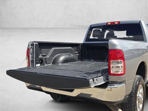 Billet Silver Metallic Clearcoat 2024 RAM 2500 Big Horn Crew Cab 4x4 6'4' Box