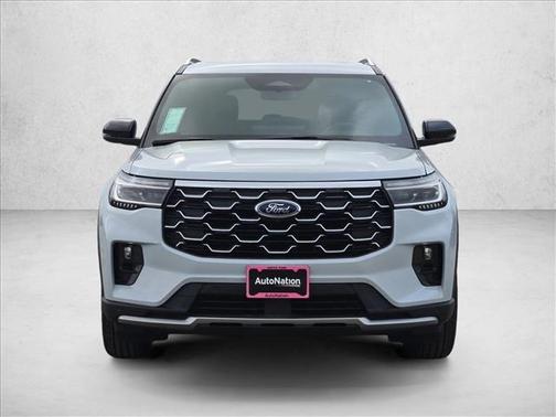 Space White Metallic 2026 Ford Explorer Platinum