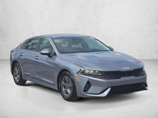 Everlasting Silver 2022 Kia K5 LXS