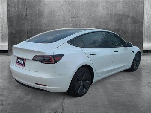 2021 Tesla Model 3 Standard Range Plus