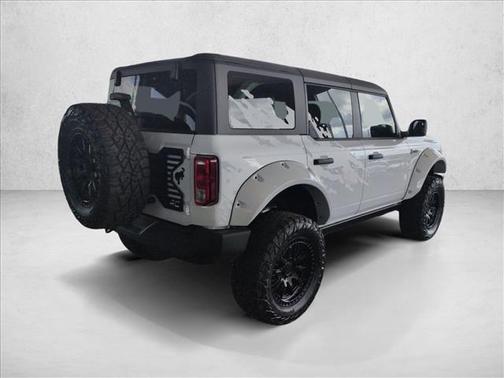 2025 Ford Bronco Base 4 Door 4x4