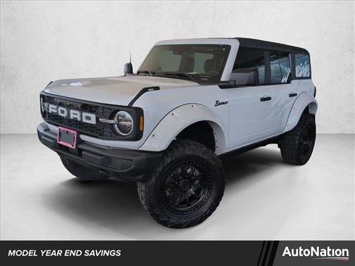 2025 Ford Bronco Base 4 Door 4x4