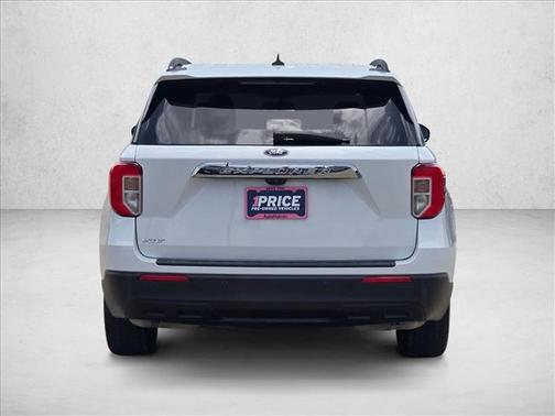Oxford White 2021 Ford Explorer XLT