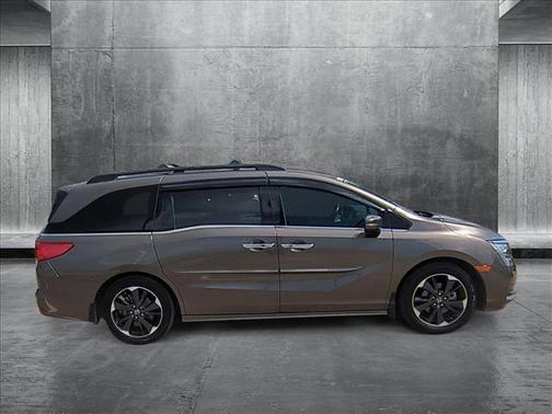 2022 Honda Odyssey Elite