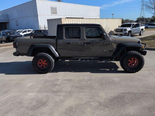 2020 Jeep Gladiator Sport