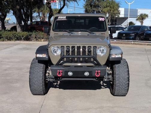 2020 Jeep Gladiator Sport