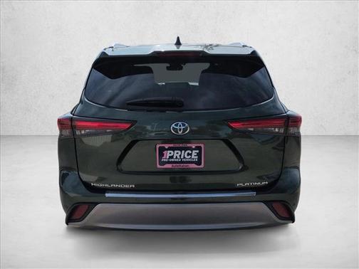 2023 Toyota Highlander Platinum