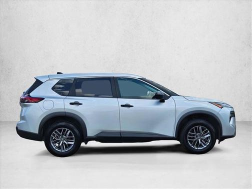 Brilliant Silver Metallic 2024 Nissan Rogue S