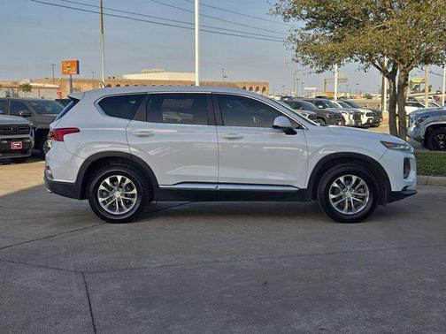 2019 Hyundai SANTA FE SE 2.4