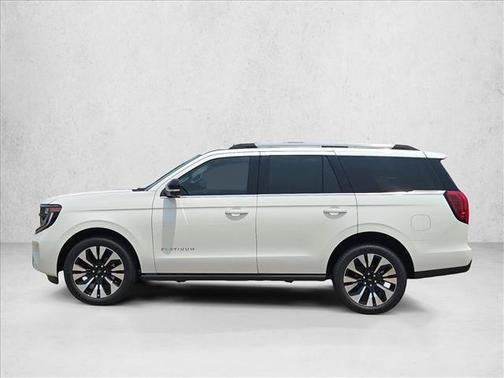 Star White Metallic Tri-Coat 2026 Ford Expedition Platinum