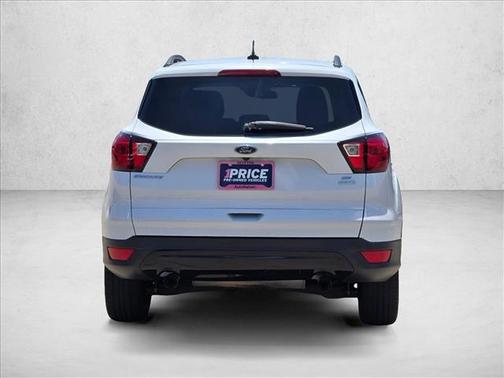 Oxford White 2019 Ford Escape SE
