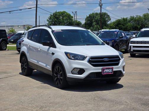 Oxford White 2019 Ford Escape SE