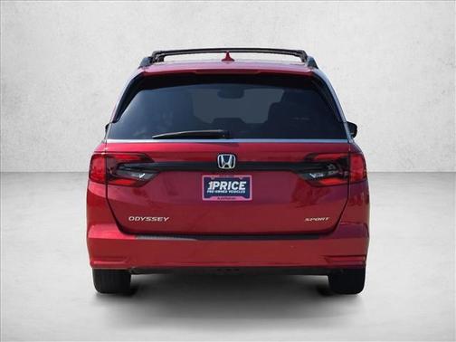Radiant Red Metall 2023 Honda Odyssey Sport