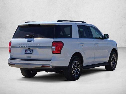 Oxford White 2024 Ford Expedition XLT