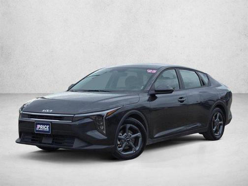 Interstellar Gray 2025 Kia K4 LXS