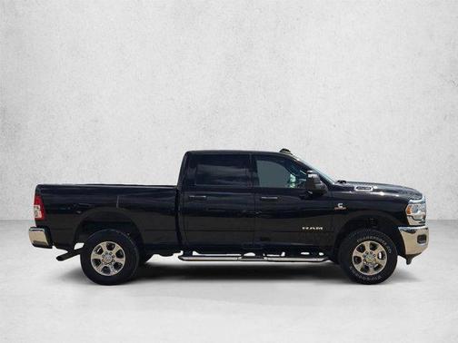 Diamond Black Crystal Pearlcoat 2024 RAM 2500 Big Horn Crew Cab 4x4 6'4' Box