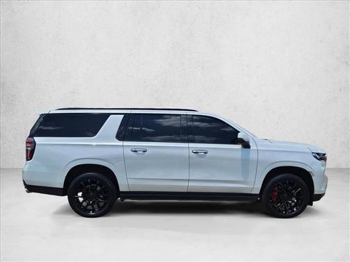 2023 Chevrolet Suburban 4WD High Country