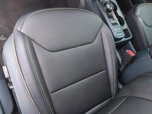 Oxford White 2025 Ford Maverick Lobo Standard