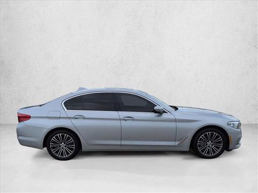 2020 BMW 540 540i
