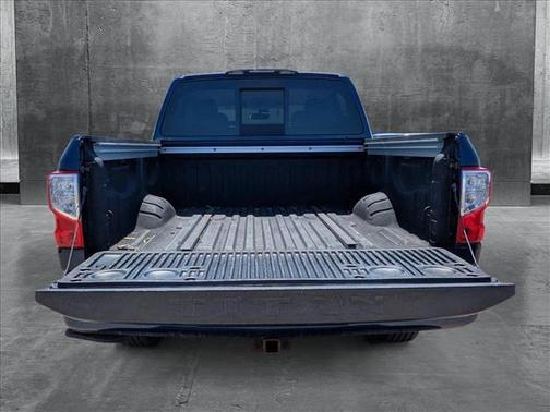 2019 Nissan Titan SV