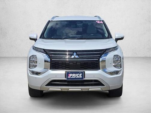 Silver 2024 Mitsubishi Outlander SEL 2.5 S-AWC